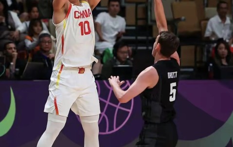 包含阿贾克斯迎CBA常规赛关键赛，今晨队长鼓劲，目标明确，赛季目标并未改变的词条-开云app