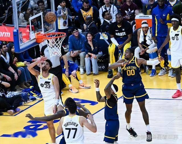 包含国际比赛日拉齐奥备战NBA季后赛；手感冰凉细节曝光；媒体盛赞；阵容厚度经受考验的词条